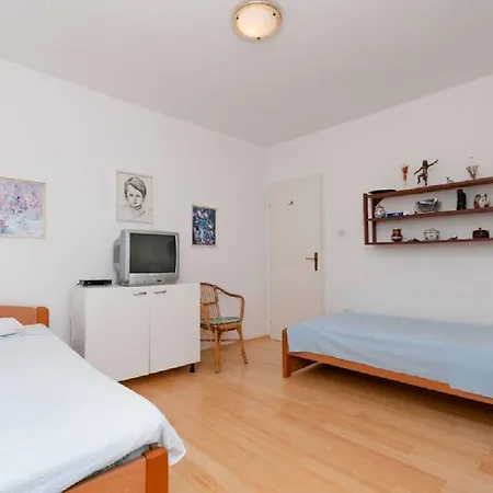 Apartment Aljosa Bol Exterior photo