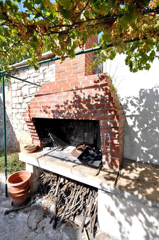 Apartment Aljosa Bol
